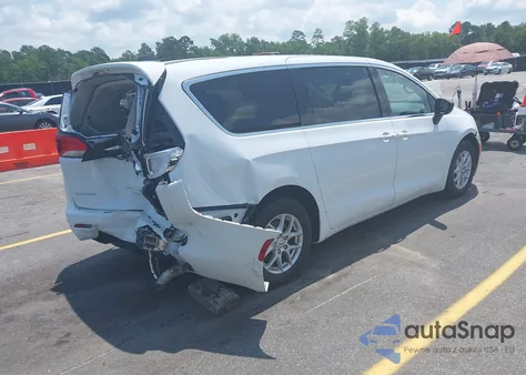 2024 Chrysler Voyager Lx z USA, uszkodzony, nr VIN 2C4RC1CG2RR105994